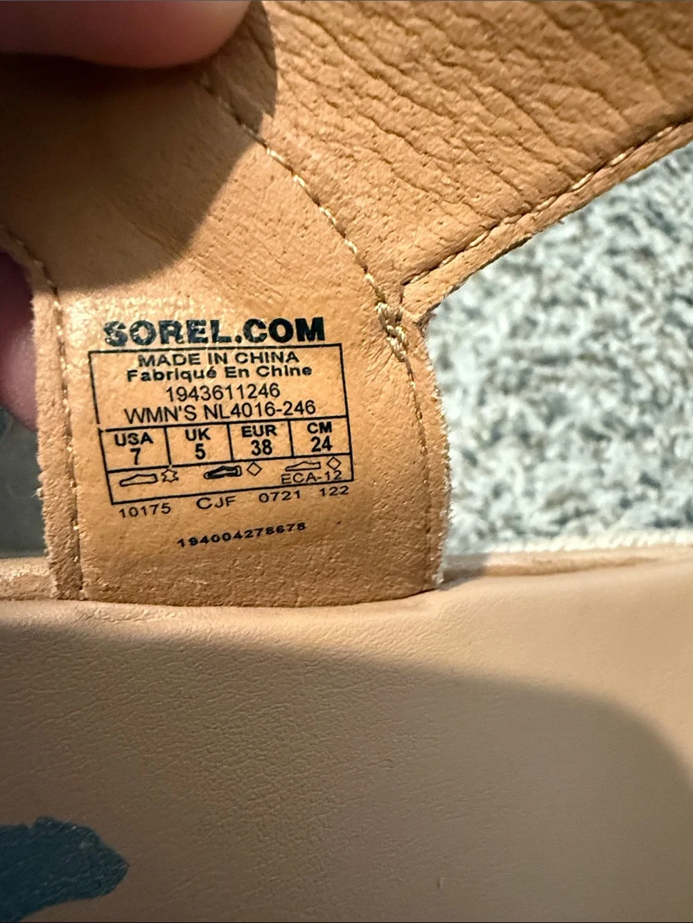Sorel Cameron Platform Sandal 7 in box see all pics